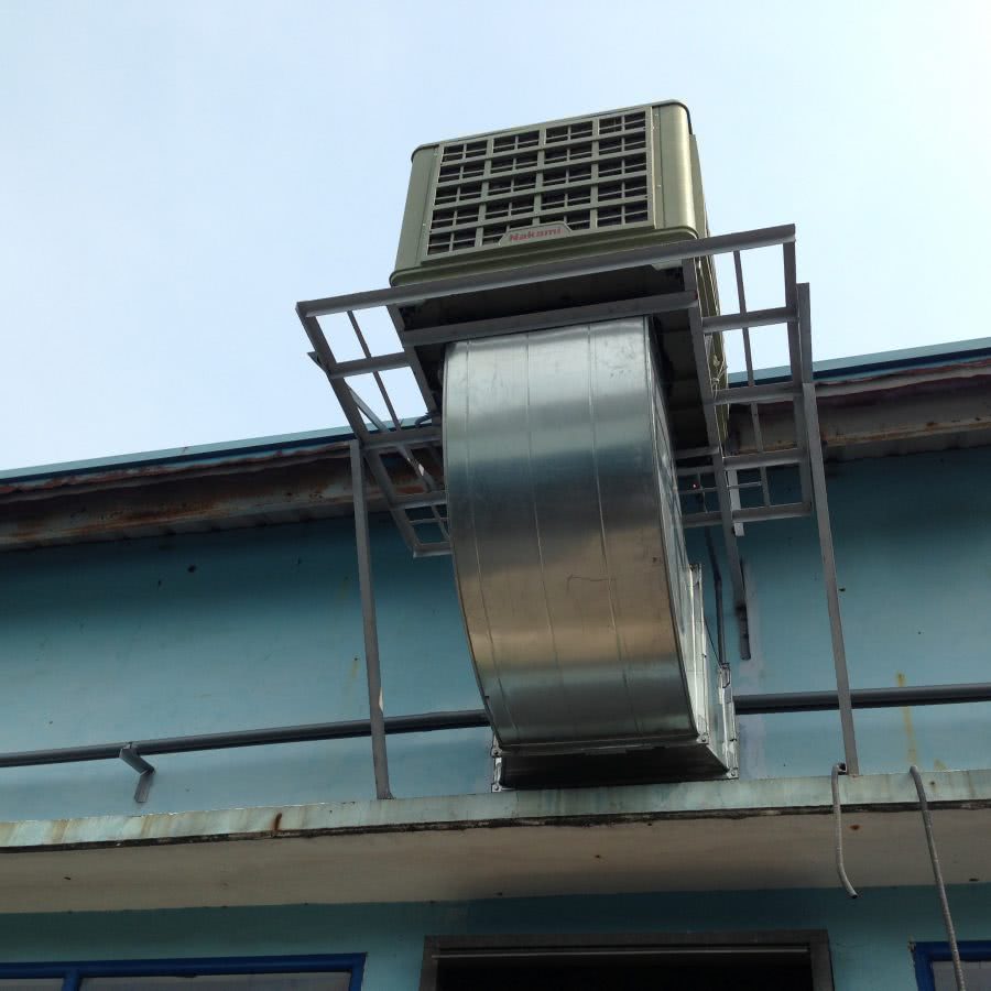 Máy làm mát nhà xưởng được lắp đặt tại nhà máy may